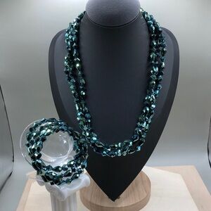 Dazzling crystal artisan jewelry set necklace and bracelet-statement, formal